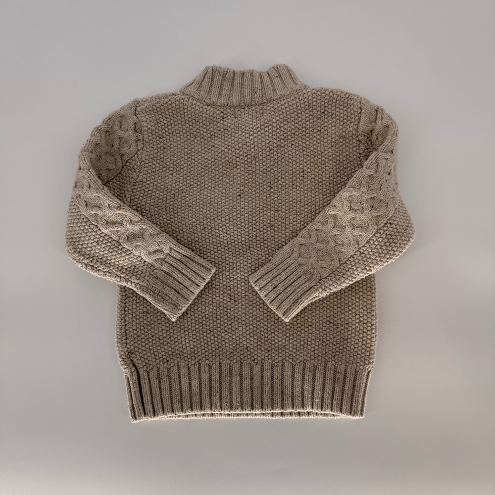 🚨SOLD🚨The Children's Place Gray and Red Knit Sweater Cat & Jack Sweater Size 3T - Picture 2 of 7